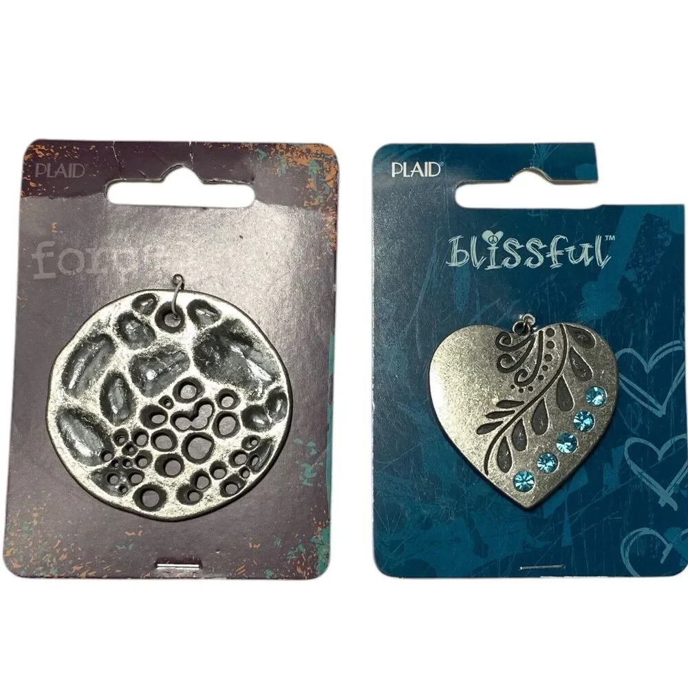 Lot Forged Blissful Metal Pendants Luna Moon Heart Silver Tone Jewelry Craft